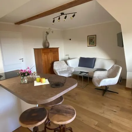 Montfort-schloessle Hotel *