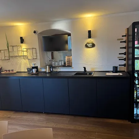 蒙特福特斯奇罗斯勒酒店 * 林道