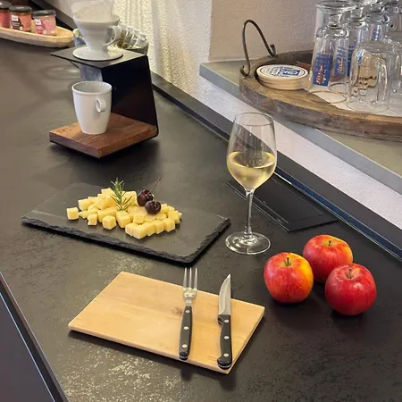 蒙特福特斯奇罗斯勒酒店 酒店