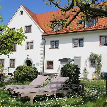 Montfort-schloessle Hotel *